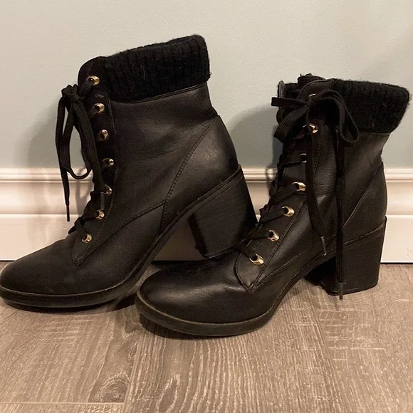 Spring Boots - Picture 2 of 2